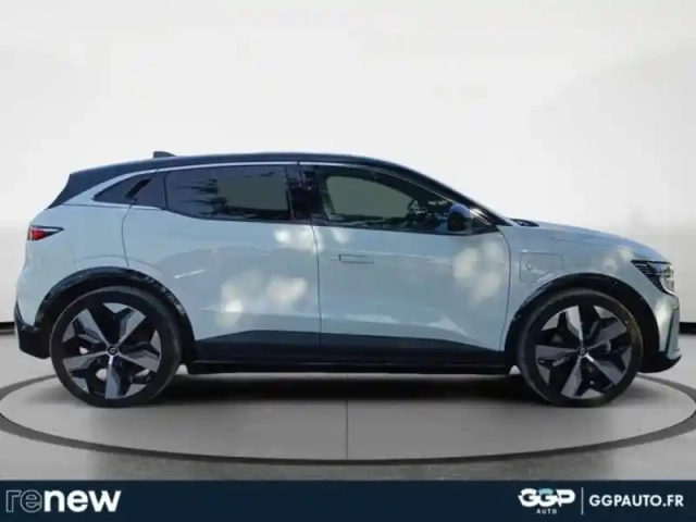 Renault Megane e-tech electric ev60 220ch techno optimum charge -c — photo 6