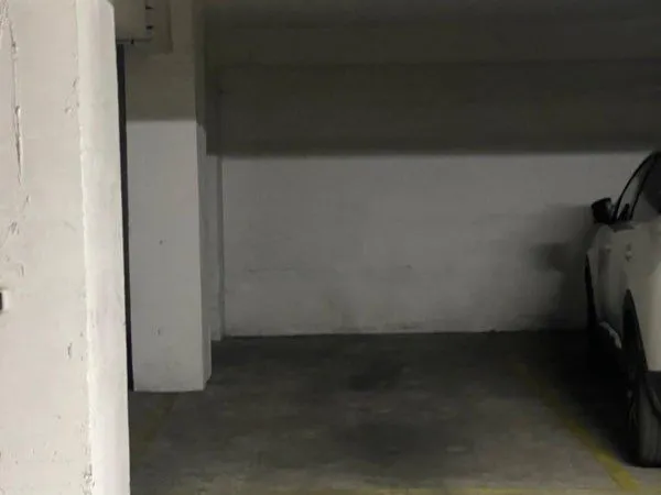 Stationnement Location Paris   220€