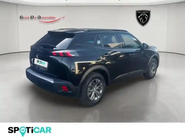Peugeot 2008 e- 136ch style — photo 6