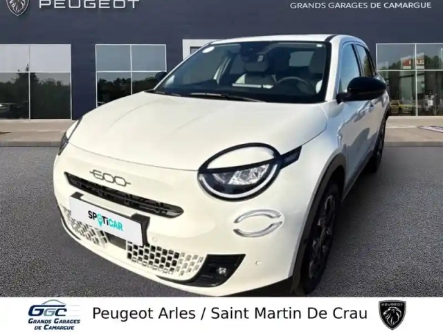 Fiat 600 t-gen 3 1.2 hybrid 110ch edct6