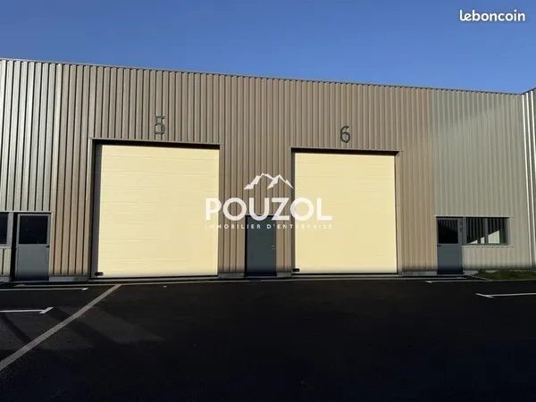 LOCAL D'ACTIVITE 500 m² LA ROCHE BLANCHE