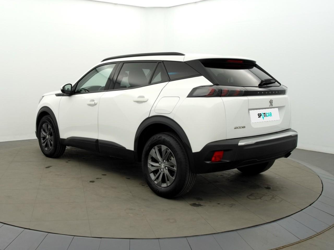Peugeot 2008 puretech 100 s&s bvm6 style — photo 3