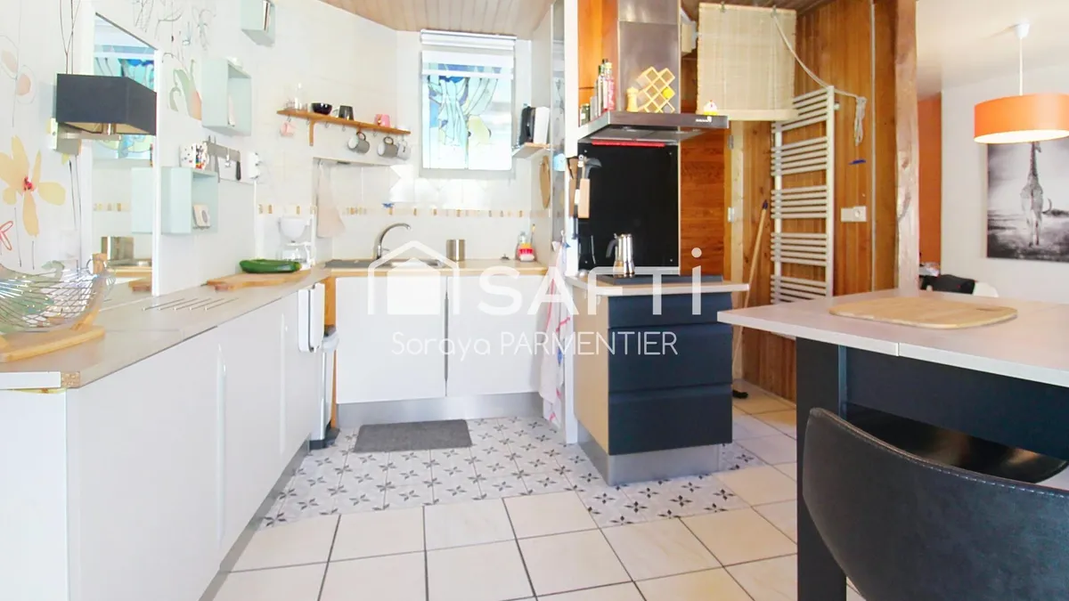 Photo 1