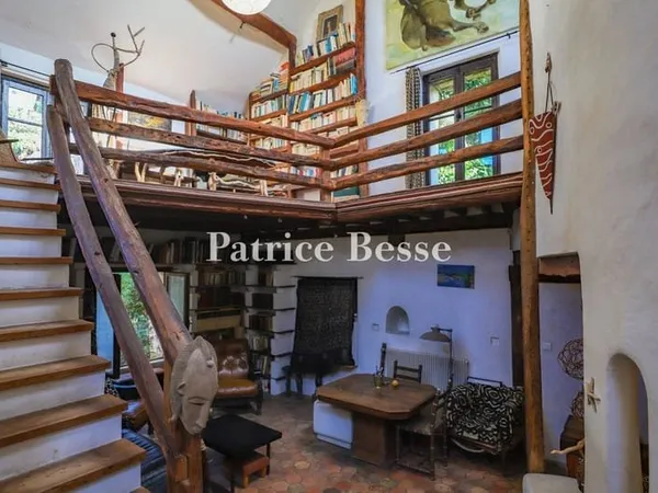 Maison 8 pièces 200 m²
