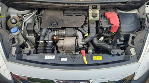 Peugeot Partner Tepee 1.6 Hdi 92 - Access – 2015 – 160420 km – Diesel – Boîte Manuelle — photo 46