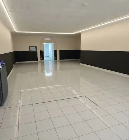 Local commercial