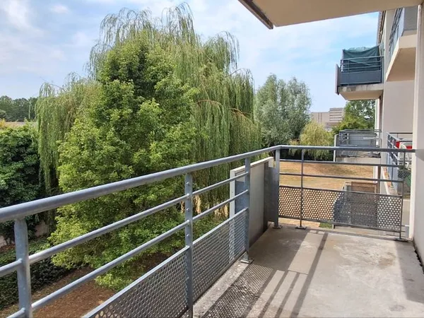 Appartement t2 48m2 avec parking