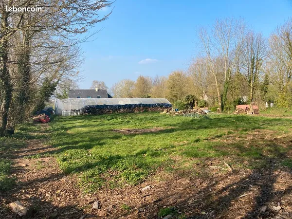 Terrain constructible 1600m2