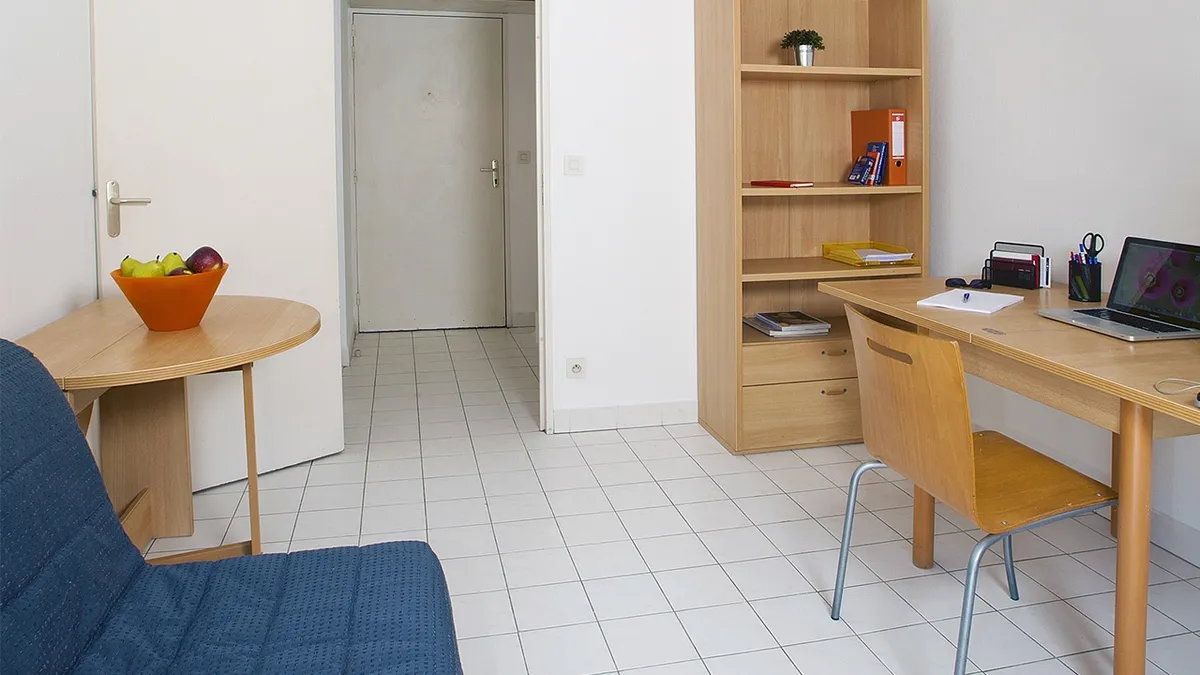 Photo 3