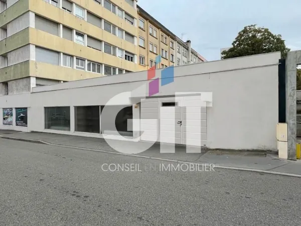 Local d'activité 332 m²