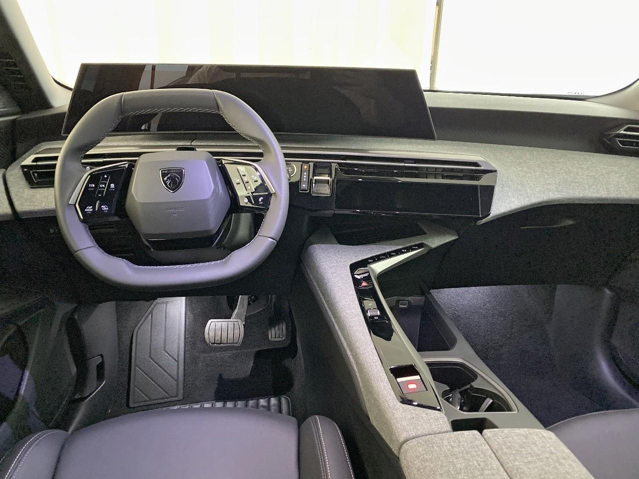 Peugeot 5008 hybrid 145 ch e-dcs6 allure — photo 8