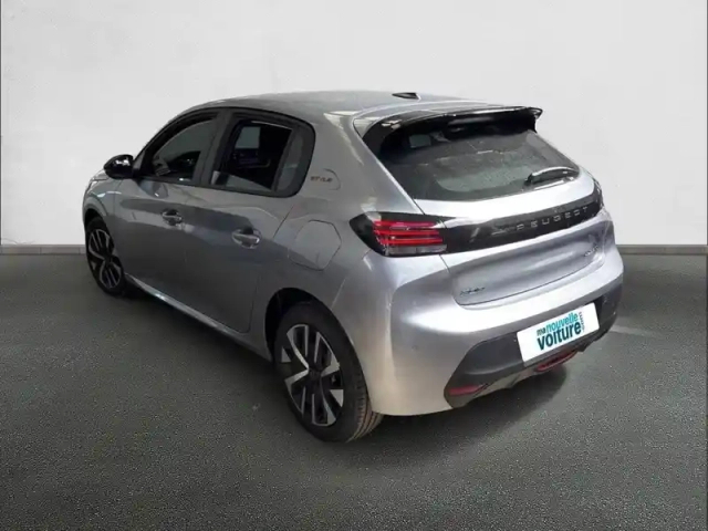 Peugeot 208 hybrid 110 e-dcs6 — photo 7