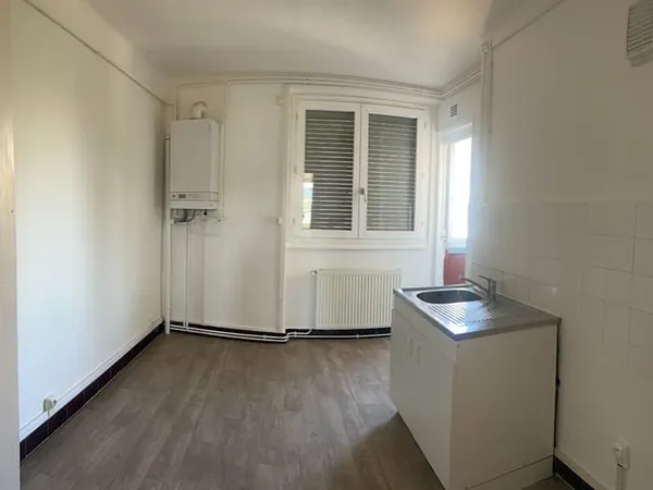 SAINT ETIENNE T3 62 m2 - rue Père Volpette