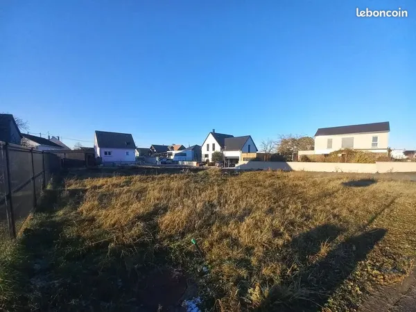 Terrain constructible - 614m2 - Viabilisé - Blodelsheim