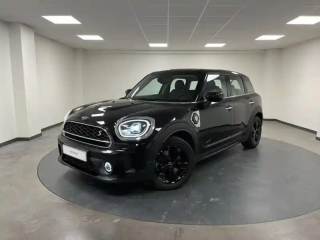 Mini Countryman cooper se 125ch + 95ch essential all4 bva6 — photo 1