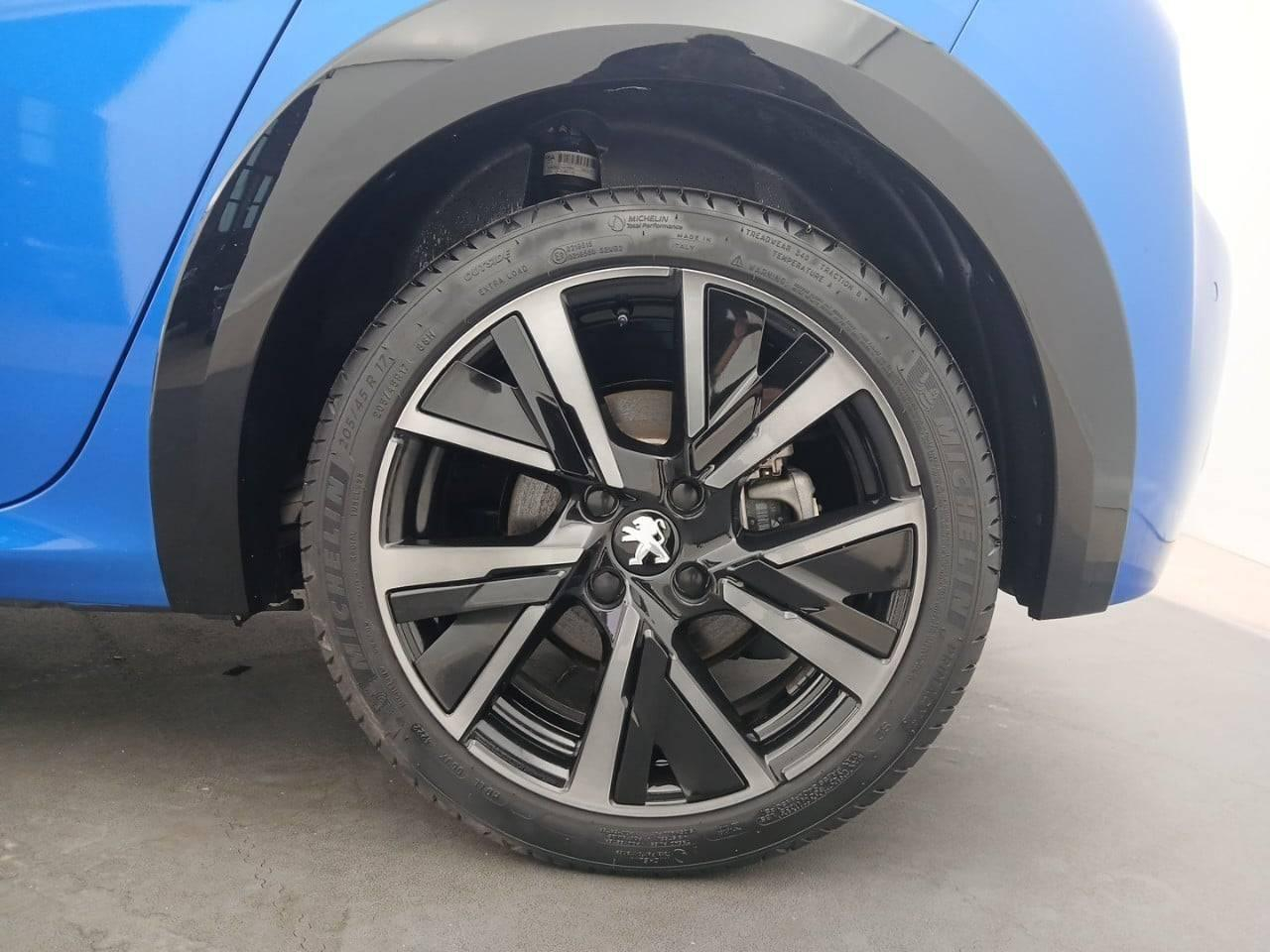 Peugeot 208 electrique 51 kwh 156ch gt — photo 11