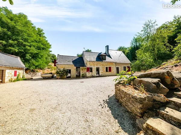 Maison 6 pièces 216 m²