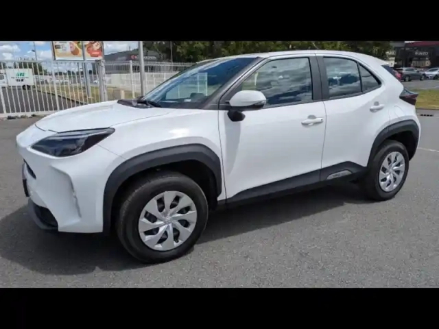Toyota Yaris cross 116h dynamic mc24