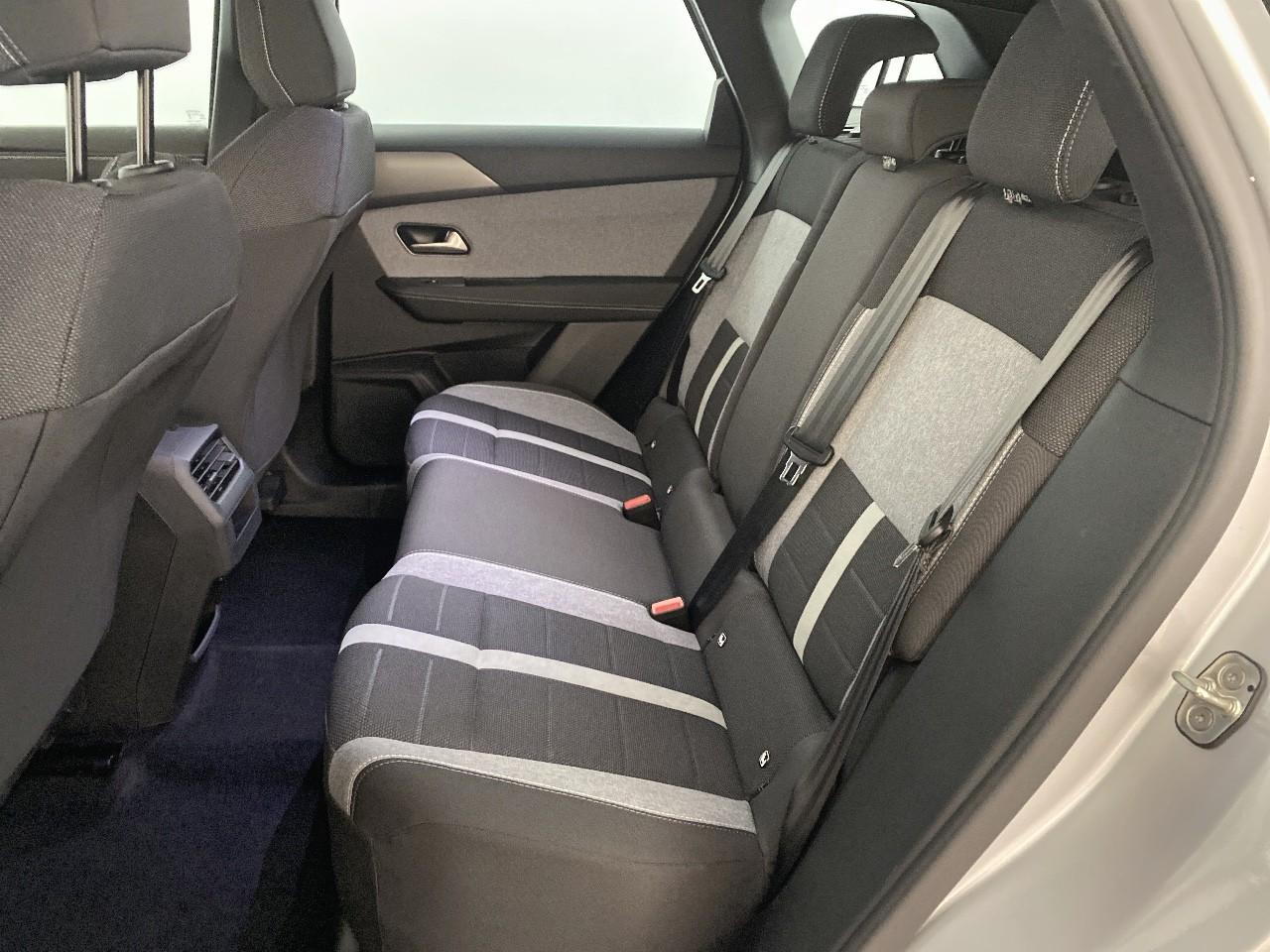 Opel Grandland 1.2 turbo hybrid 145 ch e-dct6 edition — photo 10