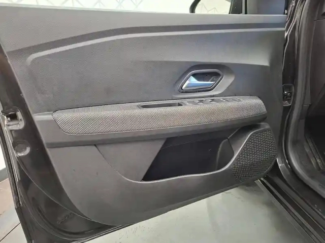 Dacia Sandero sce 65 - 22 — photo 22