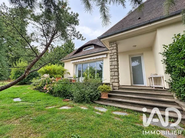 Maison 8 pièces 180 m²
