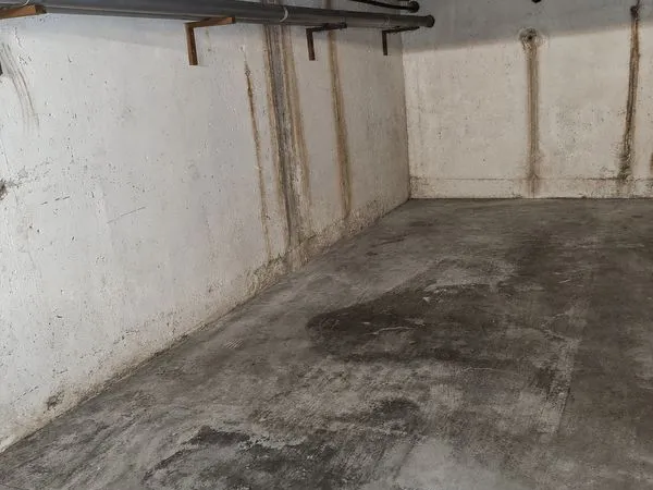 Place de parking à louer - 70 /mois