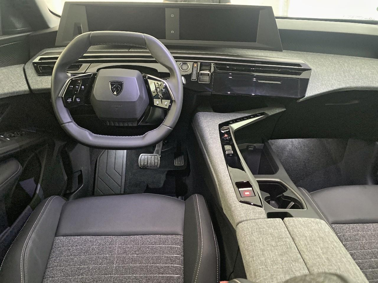 Peugeot 3008 electrique 210 ch 73 kwh allure — photo 8