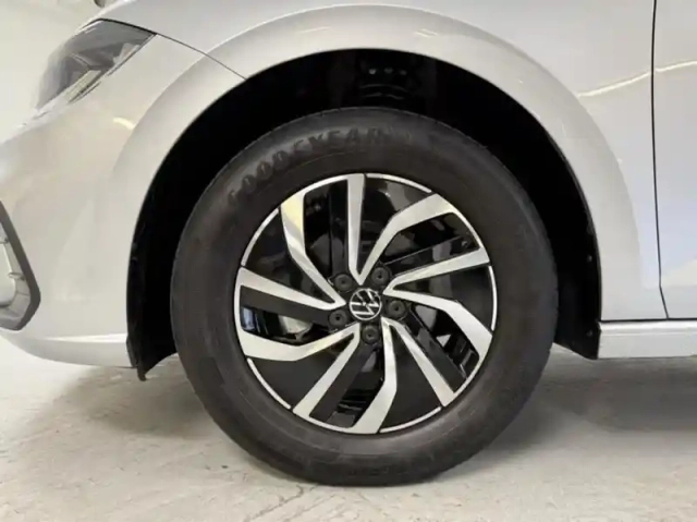 Volkswagen Polo 1.0 tsi 95 s&amp;s dsg7 — photo 16