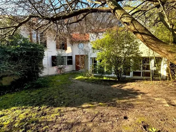 Maison familiale 153 m² - terrain 441 m²