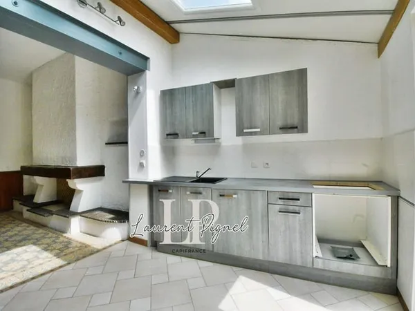 Maison 4 pièces 84 m²