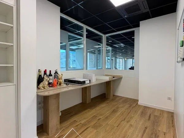 Local commercial 106 m²