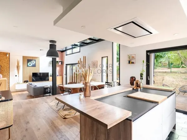 Maison 6 pièces 151 m²