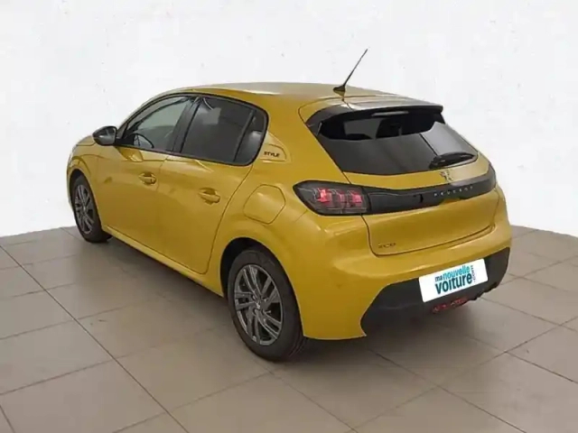 Peugeot 208 puretech 75 s&amp;s bvm5 — photo 7