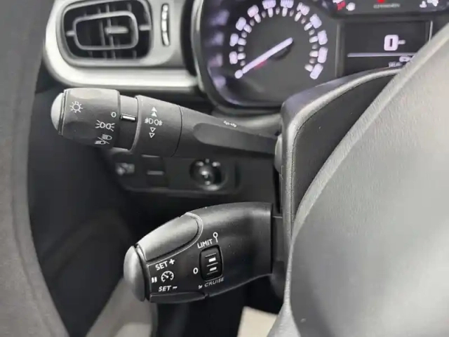 Citroën C3 bluehdi 100 ch bvm6 plus — photo 17