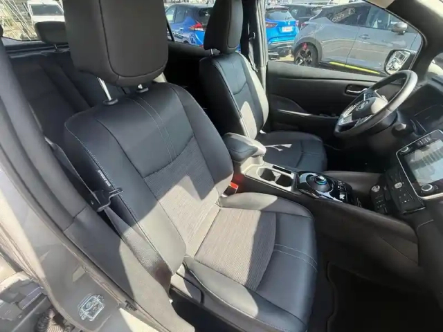Nissan Leaf 150ch 40kwh n-connecta 22 — photo 8