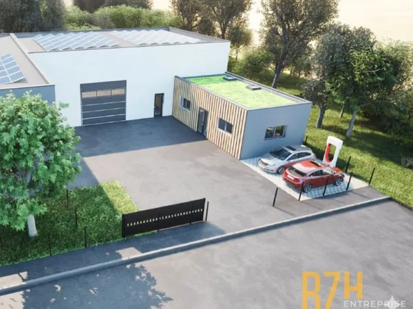 Local 310 m² LORIENT