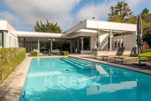 Maison 7 pièces 293 m²