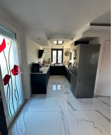 Maison Coup de Coeur Rénovation Moderne & Prestations Haut de Gamme. Aucun travaux à prévoir