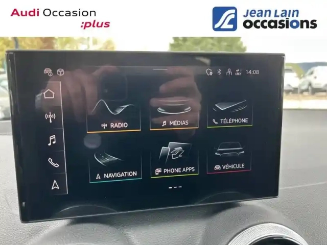 Audi Q2 35 tfsi 150 s tronic 7 — photo 21