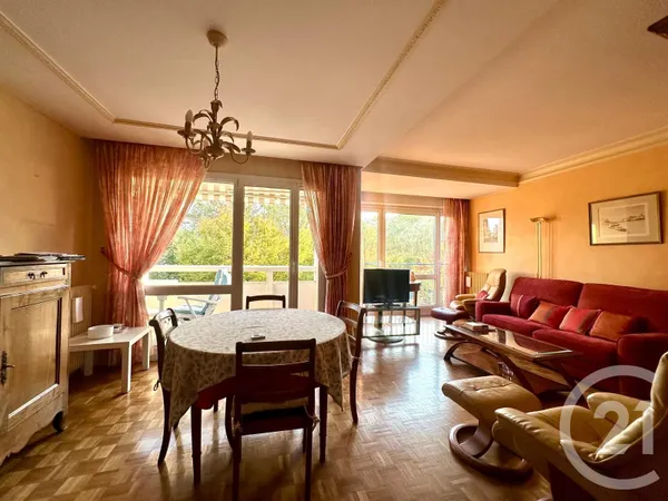 Appartement 4 pièces 93 m²