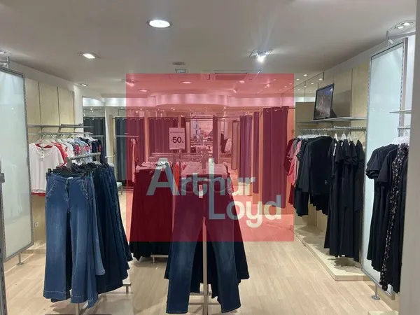 Vente local commercial 191m² disponible à Agen