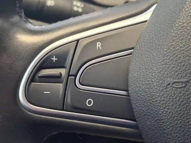 Renault Scenic blue dci 120 edc — photo 34