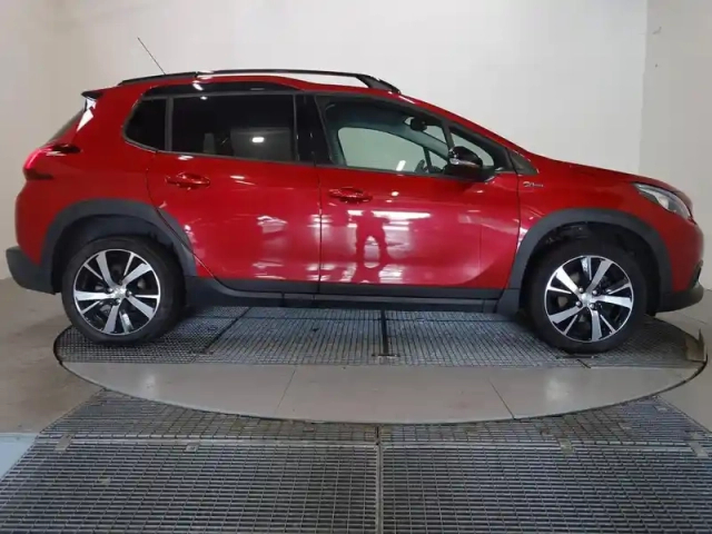 Peugeot 2008 1.2 puretech 110ch gt line s&amp;s — photo 5