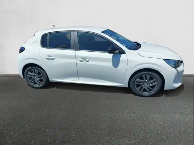 Peugeot 208 puretech 100 s&amp;s bvm6 — photo 9