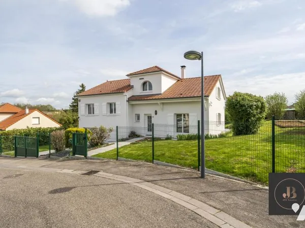 Maison 6 pièces 160 m²