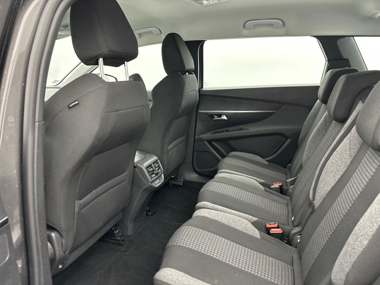 Peugeot 5008 bluehdi 130ch s&s eat8 active business — photo 12