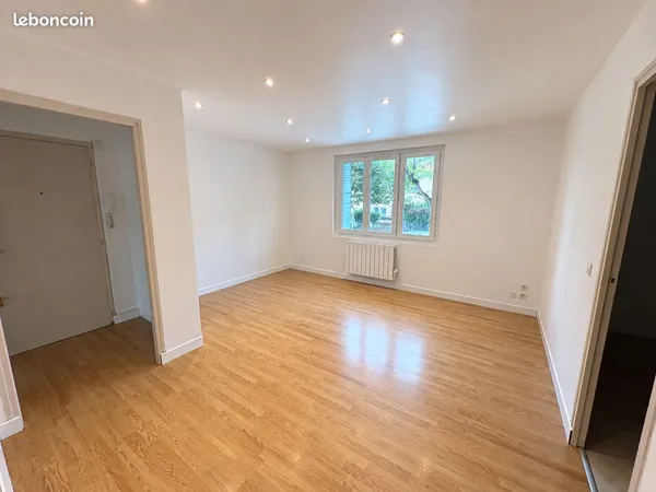 Joli appartement T3 en RDC