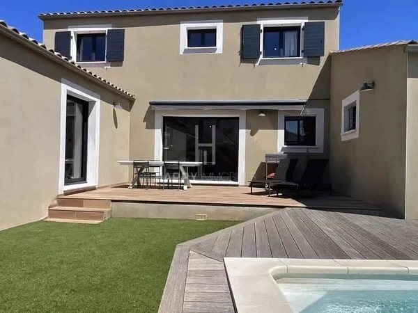 Maussane les alpilles, proche centre ville et commerces,