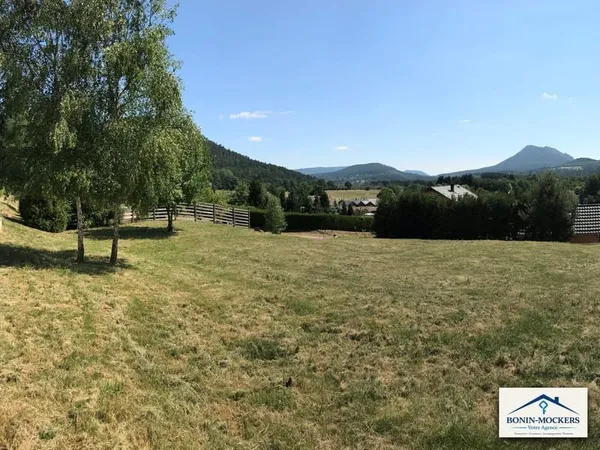 Terrain 1352 m²