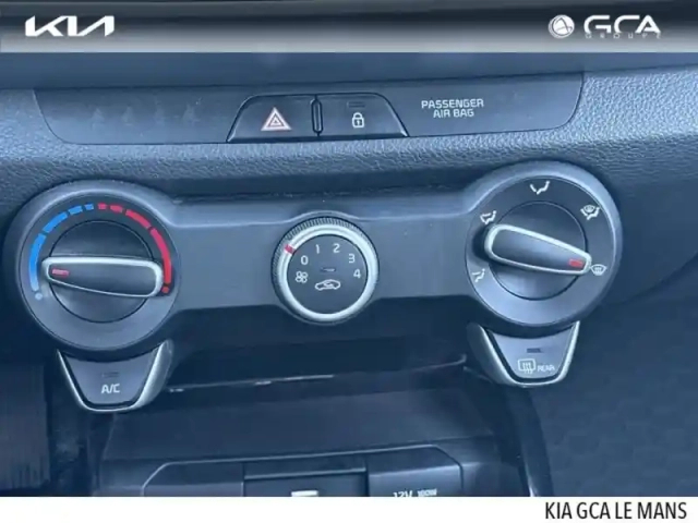 Kia Stonic 1.0 t-gdi 100ch active — photo 11